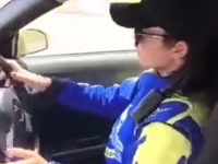 小姐姐的赛车名字,揭秘小姐姐的赛车传奇