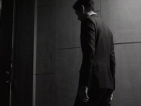 小姐姐下楼丢垃圾图片,小姐姐优雅下楼丢垃圾的美好瞬间